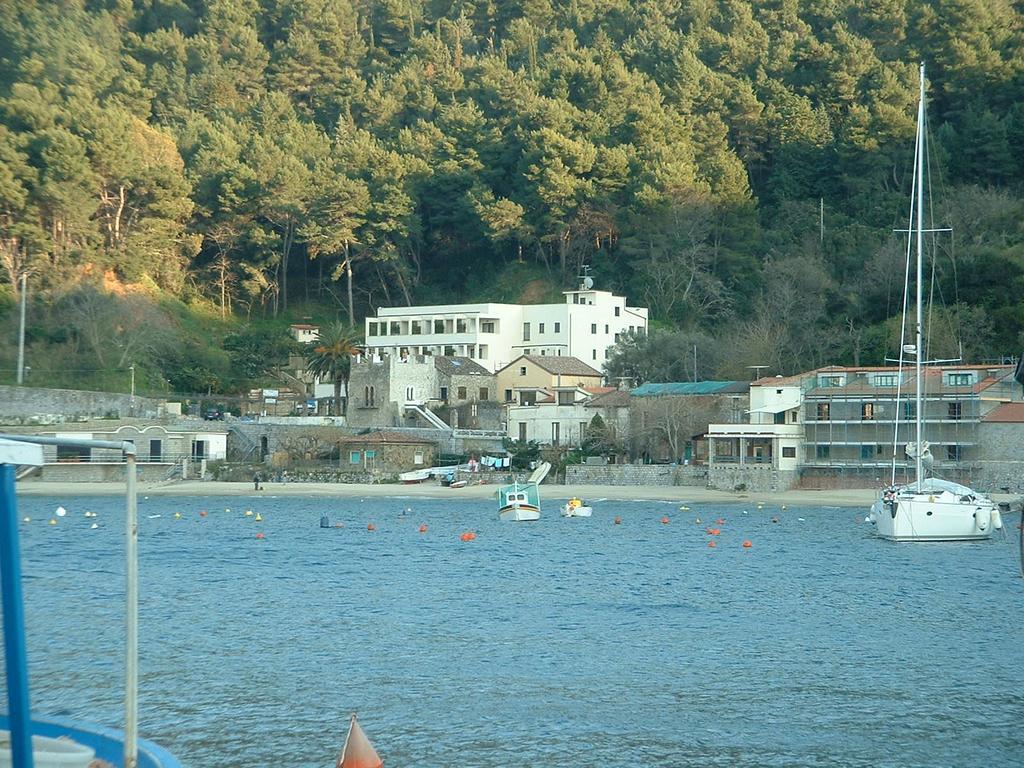 L'Antica Torre Del Porto Villa Palinuro Exterior photo
